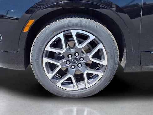 Used 2023 Chevrolet Blazer RS w/ Driver Confidence II Package AWD/4WD image 13