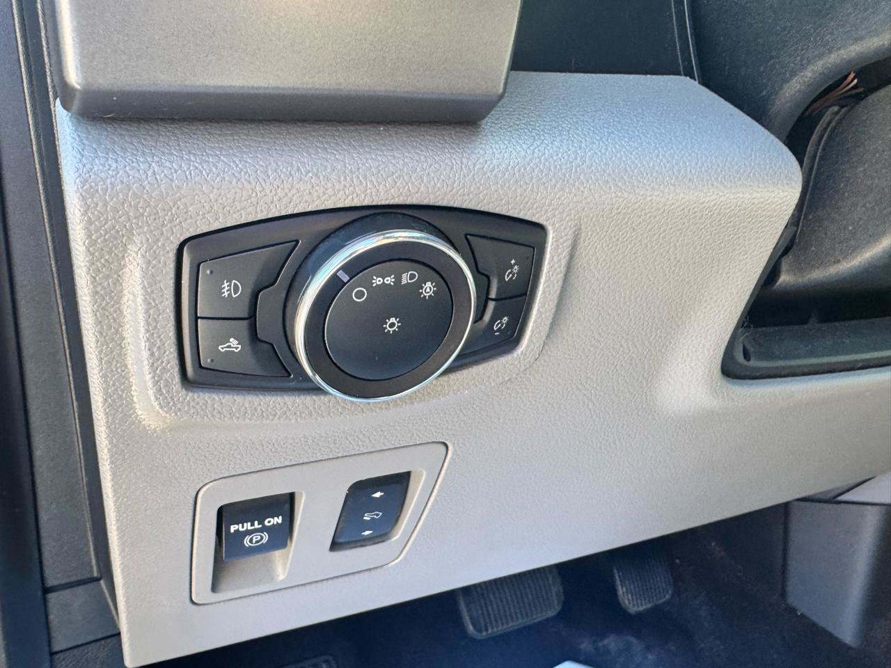 Used 2019 Ford F150 XLT w/ Equipment Group 301A Mid AWD/4WD image 28