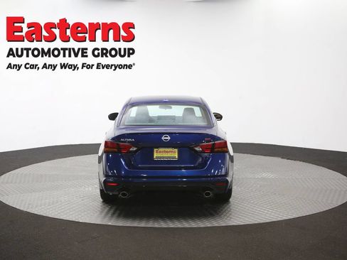 Used 2024 Nissan Altima 2.5 SR w/ SR Premium Package FWD image 39