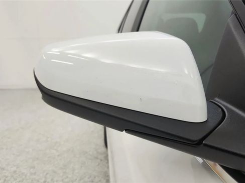 Used 2024 Chevrolet Equinox LT AWD/4WD image 18