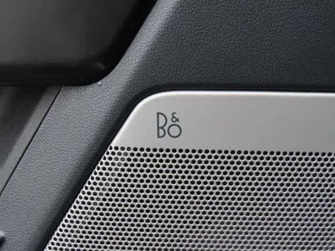 Used 2023 Ford F150 Lariat w/ Equipment Group 502A High image 19