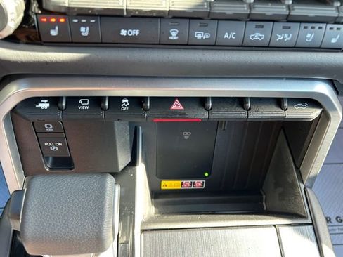 Used 2025 Toyota Tundra Platinum image 44