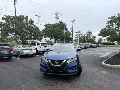 Used 2020 Nissan Rogue Sport S AWD/4WD image 4
