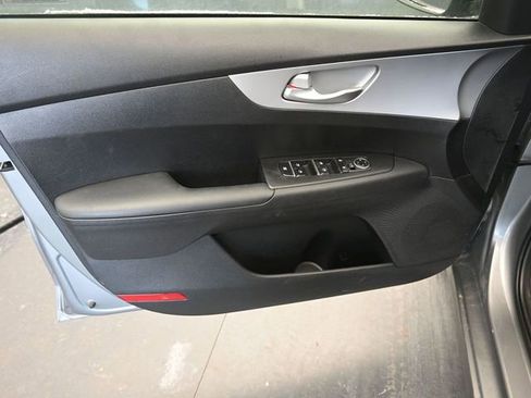 Used 2024 Kia Forte LXS image 17