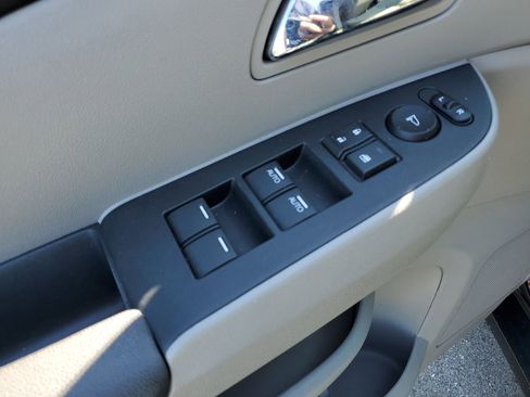 Used 2016 Honda Odyssey EX-L image 21