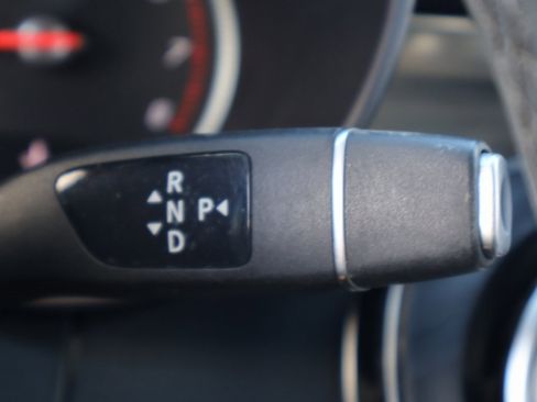 Used 2019 Mercedes-Benz GLC 300 image 27