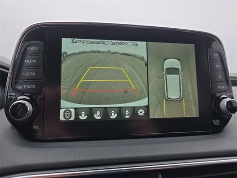Used 2020 Hyundai Santa Fe Limited image 24
