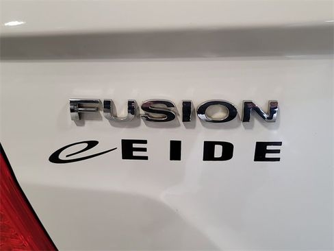 Used 2011 Ford Fusion SE w/ 202A Rapid Spec Order Code image 27