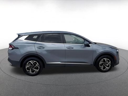 Used 2025 Kia Sportage LX image 16
