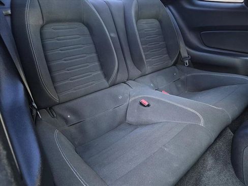 Used 2017 Ford Mustang GT RWD image 16