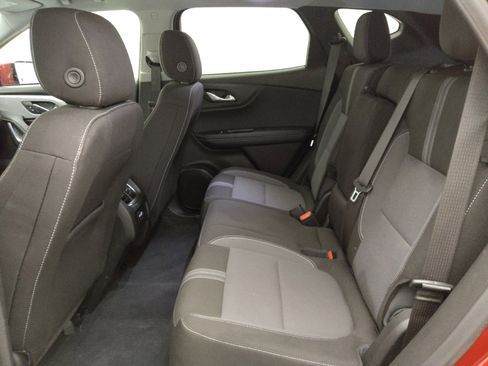 Used 2024 Chevrolet Blazer LT w/ Convenience Package FWD image 18