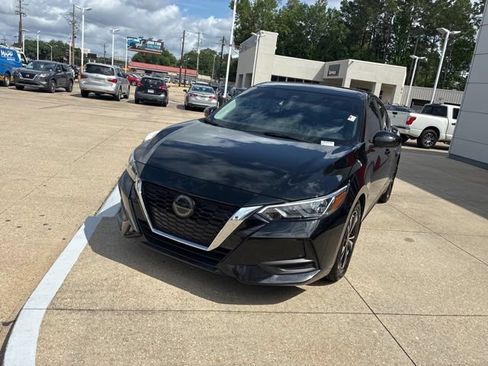 Used 2023 Nissan Sentra SV FWD image 3
