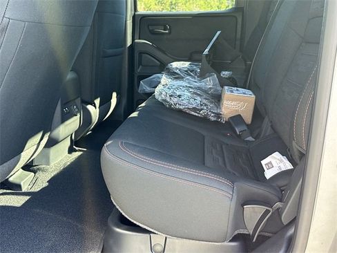 New 2026 Nissan Frontier PRO-4X w/ Pro-4x Convenience Package image 15