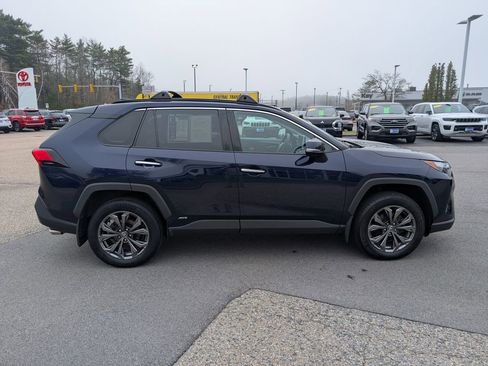 Used 2022 Toyota RAV4 Limited image 7
