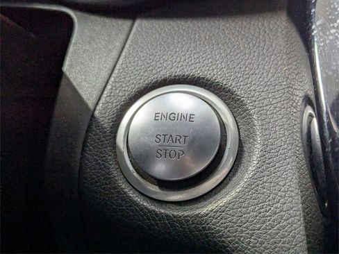 Used 2018 Mercedes-Benz C 300 Sedan image 21