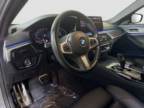 Used 2022 BMW 530i w/ M Sport Package image 23