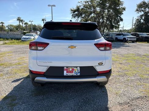 New 2026 Chevrolet TrailBlazer LT FWD image 9