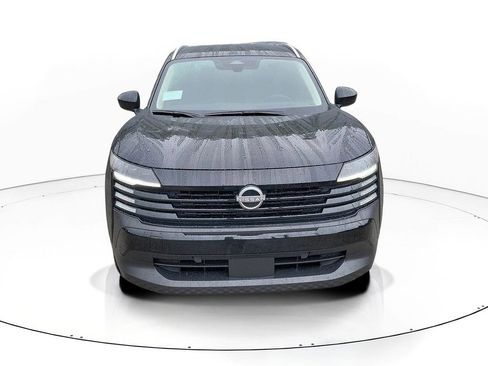 New 2026 Nissan Kicks SV image 2