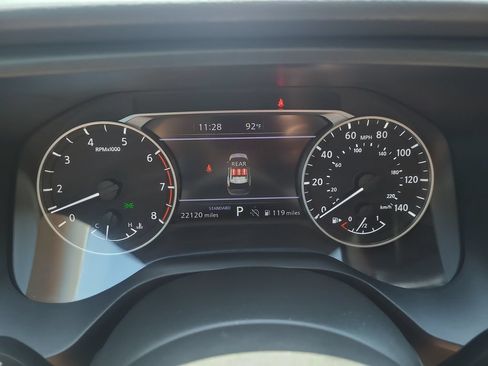 Certified 2024 Nissan Rogue SV FWD image 29