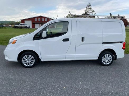 Used 2021 Nissan NV200 SV FWD image 2
