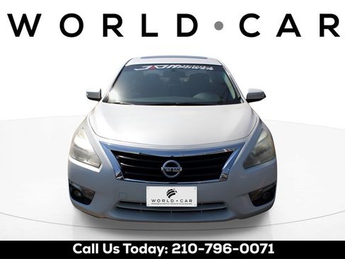 Used 2014 Nissan Altima 2.5 SV w/ Convenience Package image 2