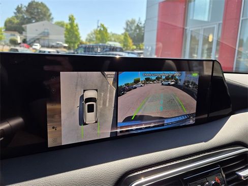 New 2025 Nissan Armada SL w/ Captain's Chari Seat Package image 18