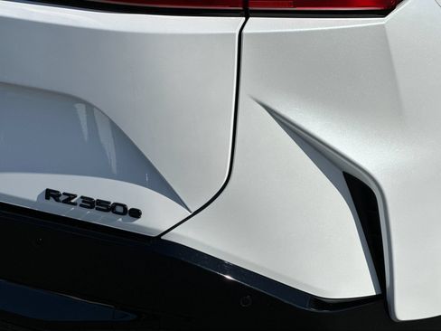 Used 2026 Lexus RZ 350e 2WD w/ Accessory Package (K3) image 34