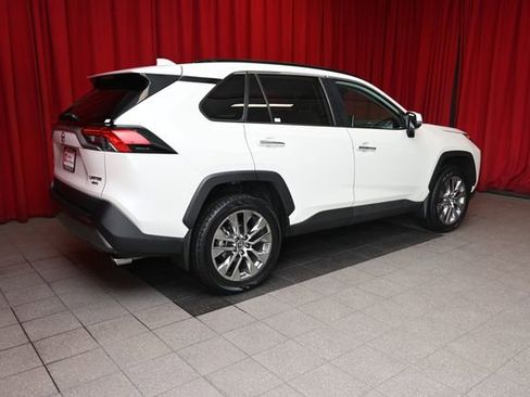 Certified 2020 Toyota RAV4 Limited image 9