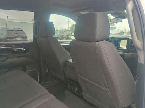 Used 2024 Chevrolet Silverado 1500 LT AWD/4WD image 18
