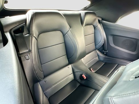 Used 2024 Ford Mustang GT Premium image 27