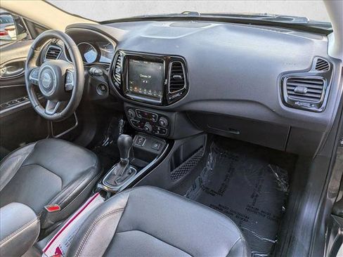 Used 2018 Jeep Compass Limited w/ Navigation Group image 21