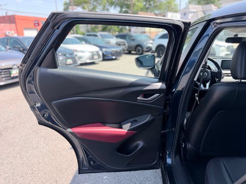 Used 2017 MAZDA CX-3 Touring w/ Premium Package FWD image 16
