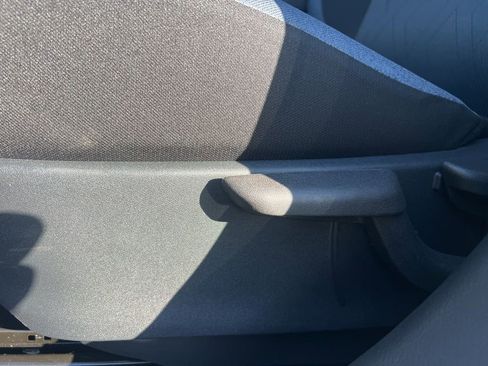 New 2025 Nissan Versa SV image 24