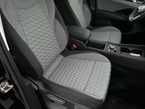 New 2026 Volkswagen Tiguan S AWD/4WD image 27