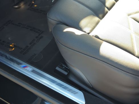 Used 2024 BMW i7 M70 w/ Executive Package image 20