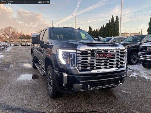 New 2026 GMC Sierra 3500 Denali w/ Denali Reserve Package image 8