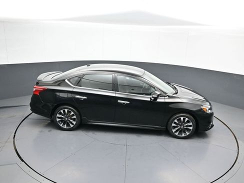 Used 2016 Nissan Sentra SR image 35