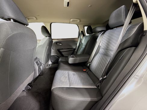 Used 2023 Nissan Rogue SV FWD image 26
