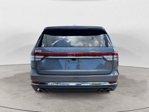Used 2023 Lincoln Aviator Reserve w/ Equipment Group 201A AWD/4WD image 6