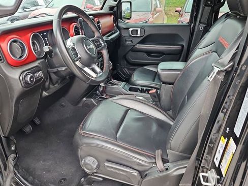 Used 2018 Jeep Wrangler Unlimited Rubicon image 18