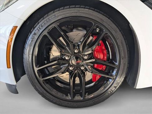 Used 2016 Chevrolet Corvette Stingray Coupe w/ 2LT Preferred Equipment Group image 20