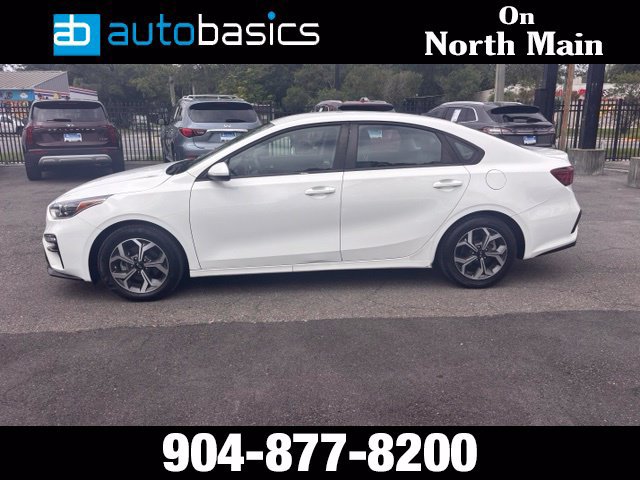 Used 2020 Kia Forte LXS FWD image 3