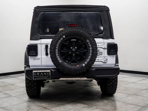 Used 2021 Jeep Wrangler Unlimited Sport image 9