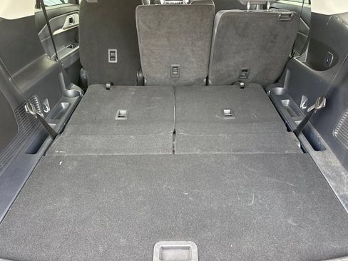 Used 2026 Ford Explorer Active RWD image 15