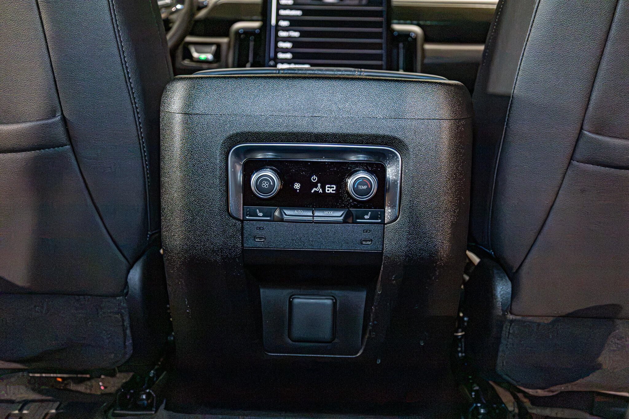 Used 2026 GMC Yukon AT4 w/ LPO, Floor Liner Package AWD/4WD image 25