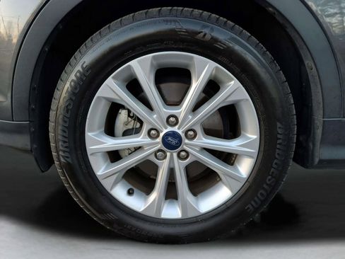 Used 2018 Ford Escape SE w/ SE Sync 3 Package image 38