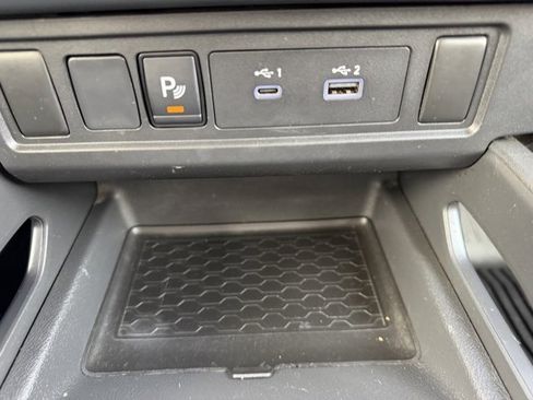 Used 2022 Nissan Frontier S w/ Technology Package image 26