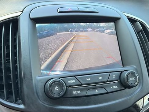 Used 2015 Buick LaCrosse Leather FWD image 26