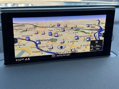 Used 2018 Audi Q7 2.0T Premium Plus w/ Premium Plus Package image 23