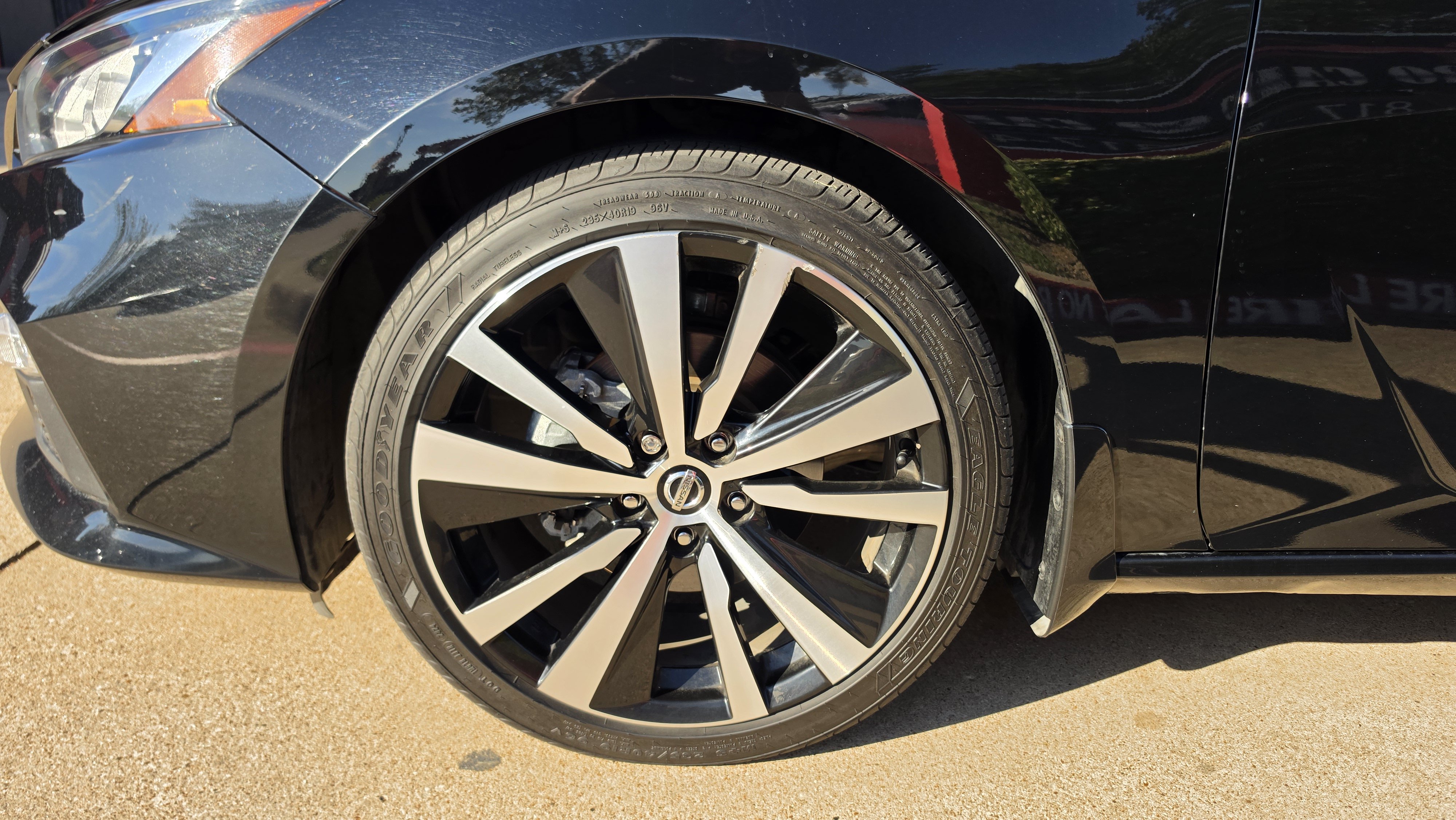 Used 2020 Nissan Altima 2.5 SR FWD image 13